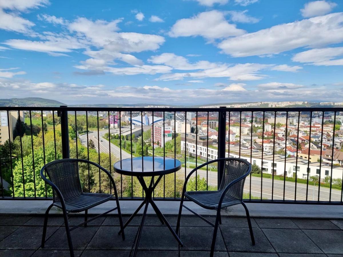 Monte Amnis Kosice Apartment Eksteriør bilde
